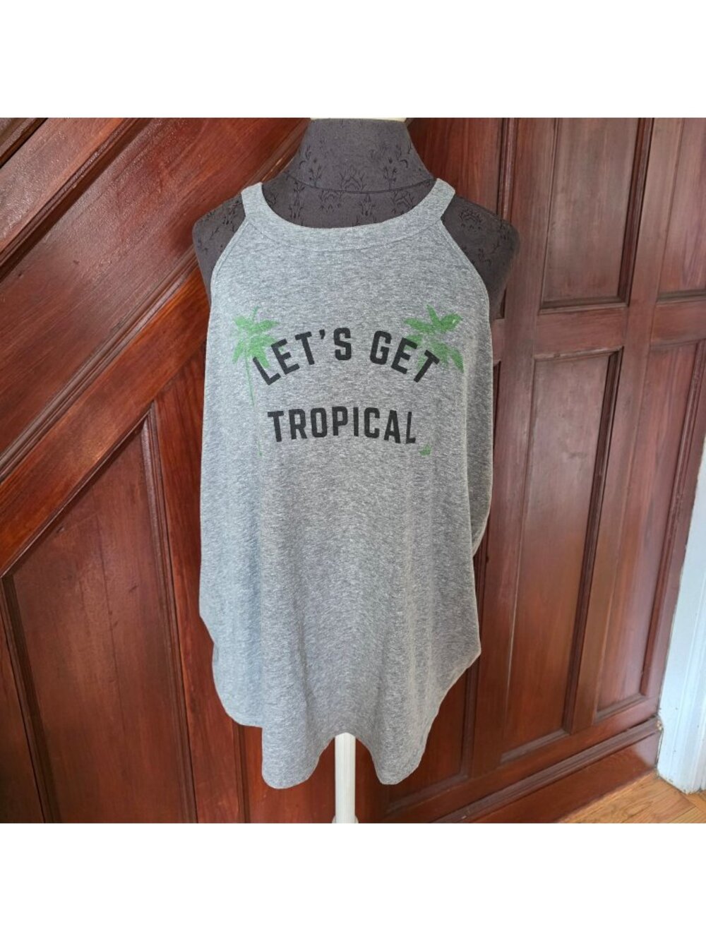 Torrid Gray Tank Top "Lets Get Tropical" Graphic Sleeveless Womens Size 00